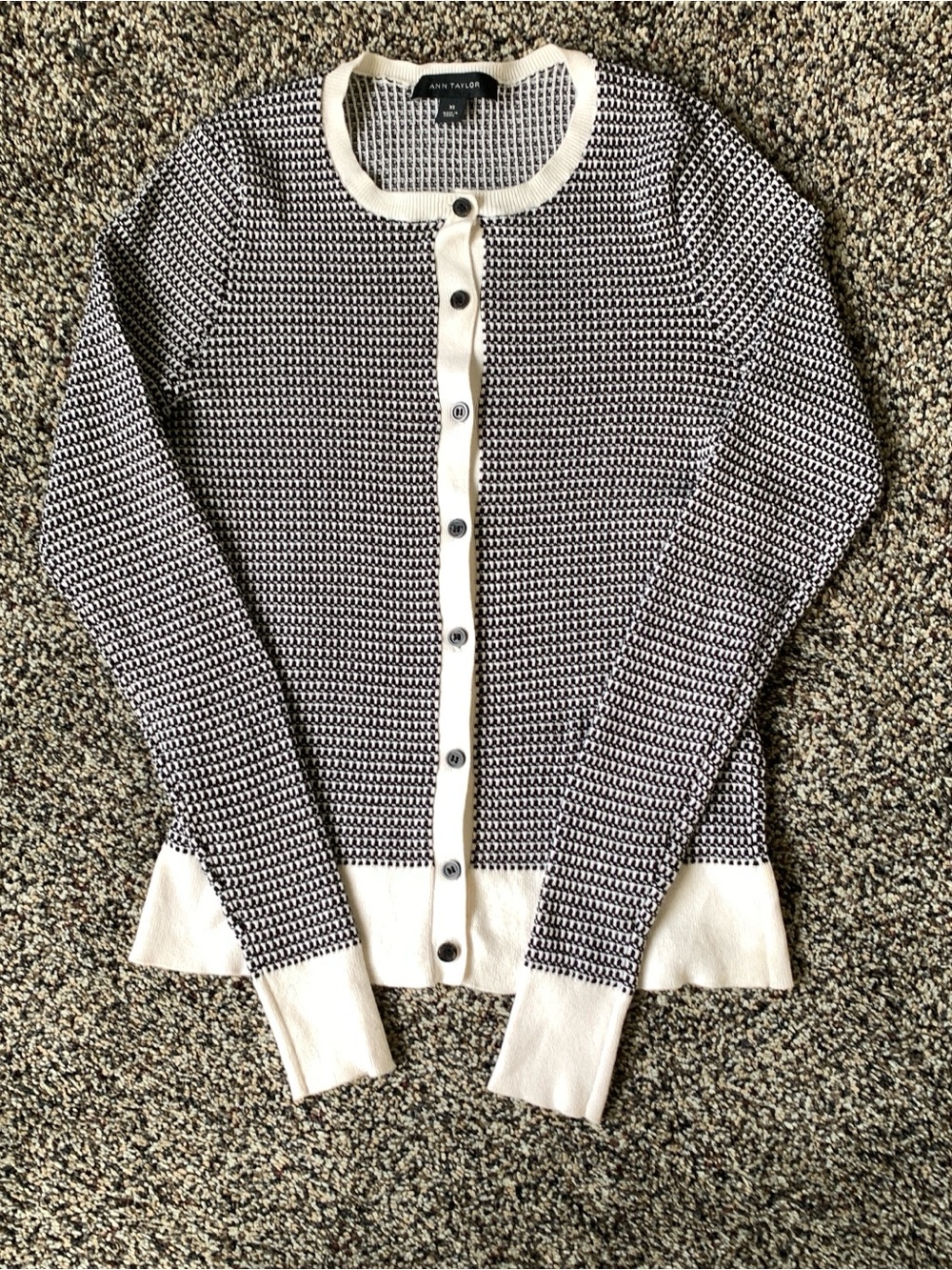 Ann Taylor Women's Black & White Button Down Cardigan Sweater size XS